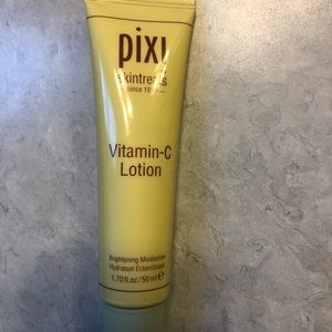 Pixi vitamin-c lotion